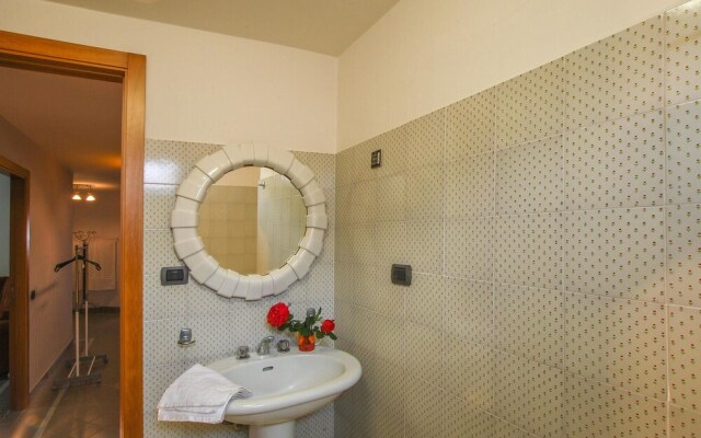 Amazing Home in Civitanova Marche With Internet and 3 Bedrooms