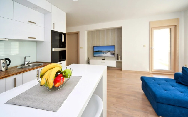 Lux Beach Apartment