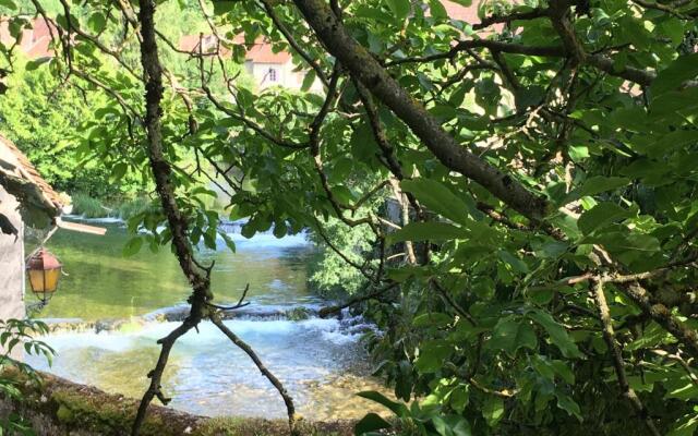 Grand appartement tout confort en plein coeur d'Arbois