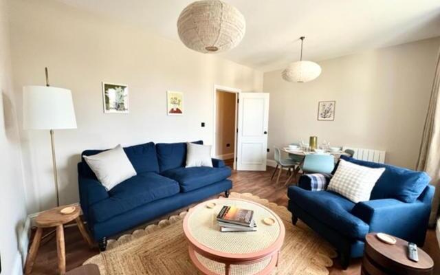 Redland Suites - Apartment 6