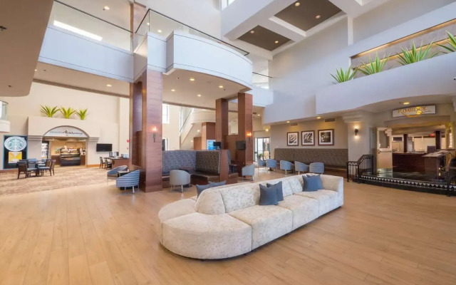 Hilton Phoenix Airport