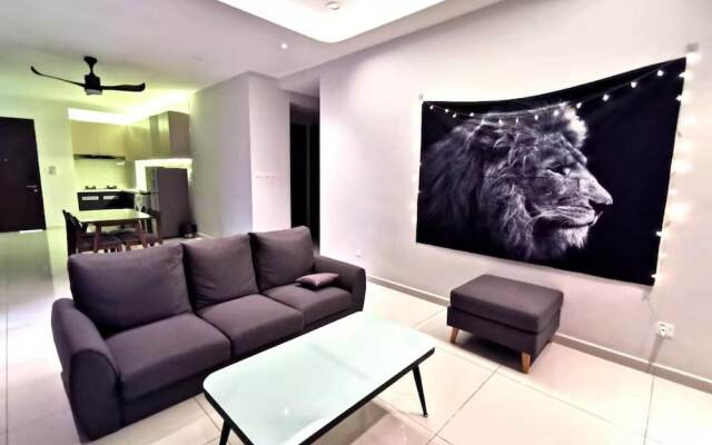 Tranquil Seaview @ Danga Bay