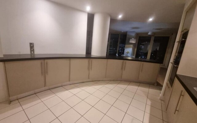 2BD Flat - Stunning Views of Manchester Skyline