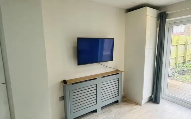 Immaculate 2-bed Apartment in London