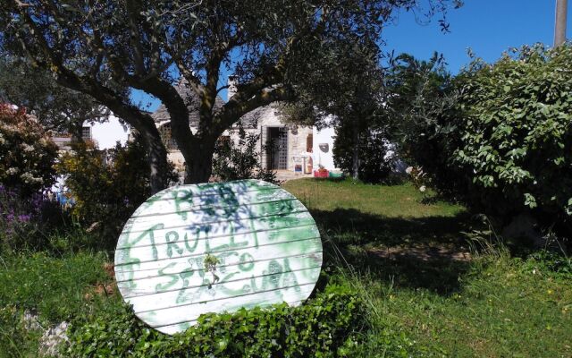 Trulli sotto La Cupa