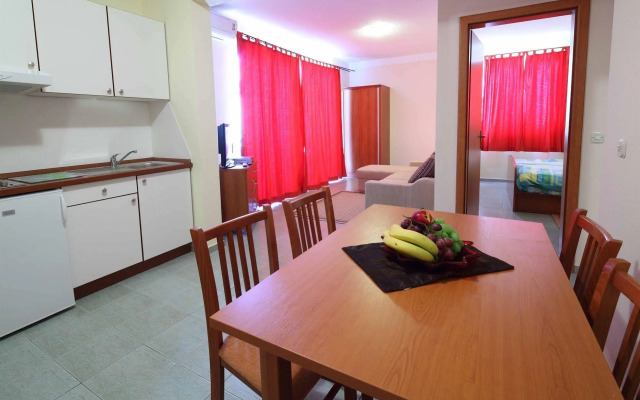 Apartments Vila Adrijana and Fitness Studio Wolf