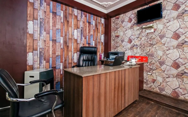 OYO 26454 City Star Hotel & Restaurant