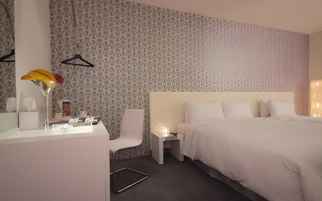 Hotel Purity