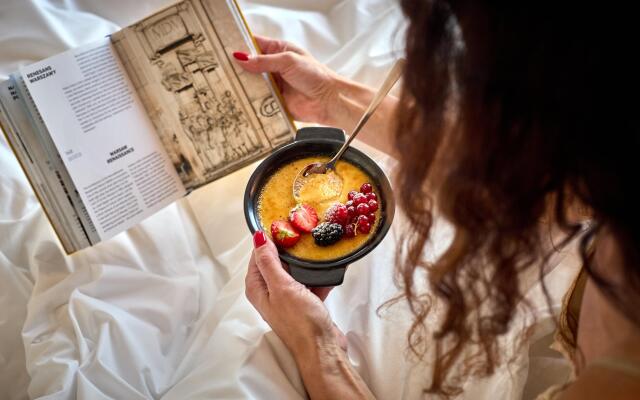Crowne Plaza Warsaw - The HUB by IHG