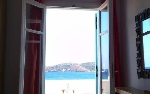 Antiparos Luxury Apartments