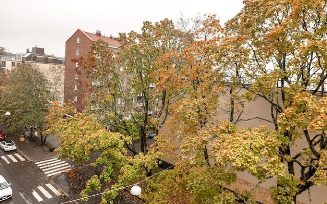 2ndhomes Top Floor 3BR Apartment w Sauna
