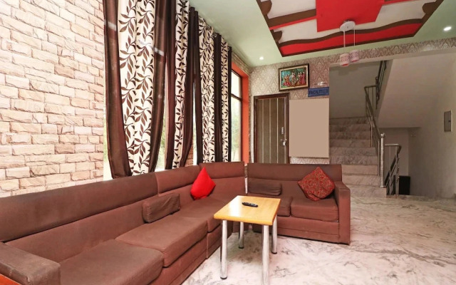 Hotel Lakshya Palace by OYO Rooms