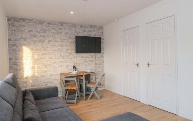 Flat 24