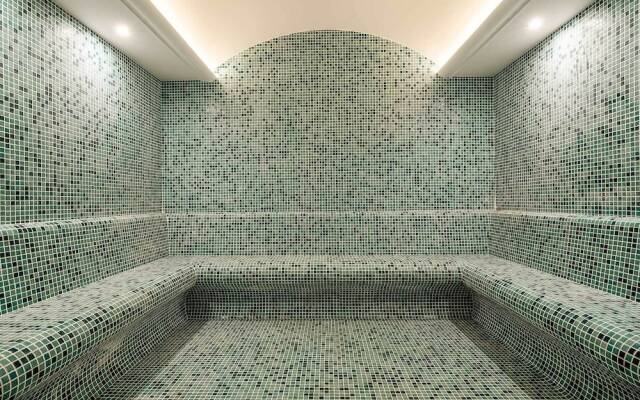 Aware Resort Hotel Spa