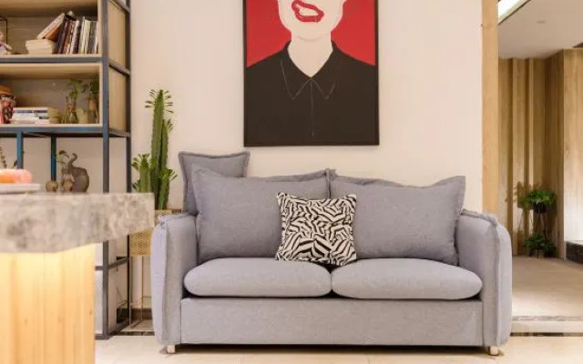 Cheezo High altitude river view Hotel ( Jiefangbei hongyadong store)