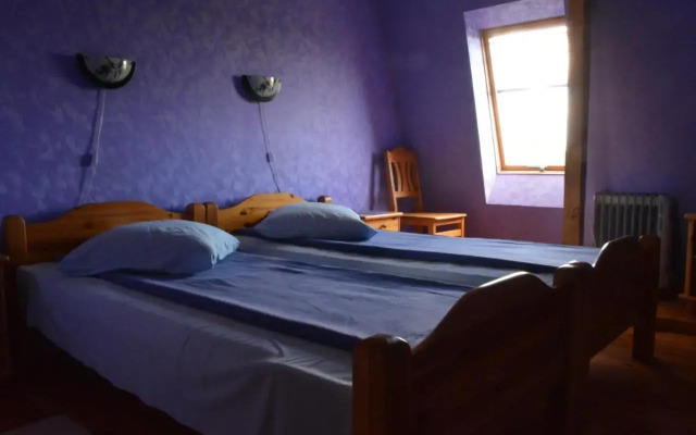Viesu Nams Pupoli