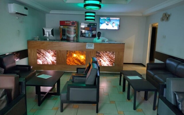 Hearts Hotel