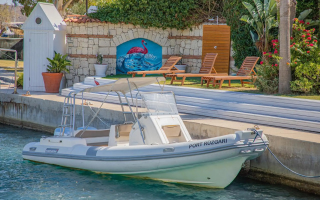 Port Alacati Hotel