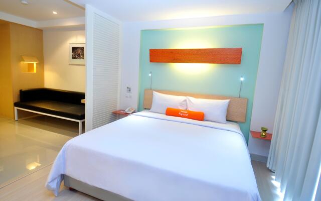 HARRIS Hotel & Residence Riverview Kuta - Bali