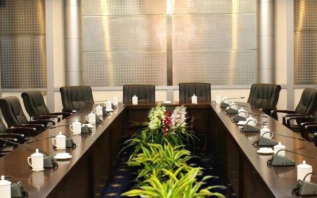 Shandong Yizheng Hotel