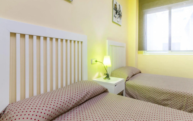 Banana Beach Marbella 4 pax 354