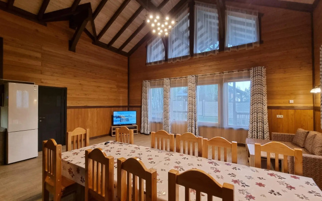 Дом В2 на базе отдыха Новинки Парк