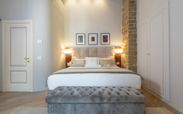 Donati Luxury Tower Suites