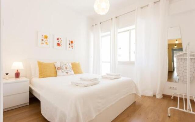 Feels Like Home Marques Bright Apartment