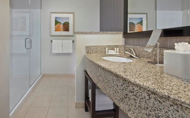 Courtyard By Marriott Stuart