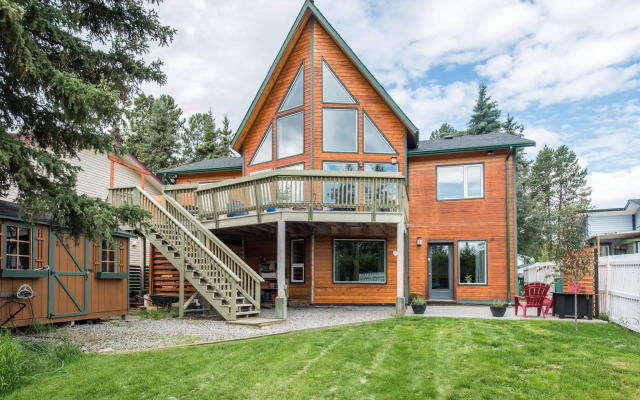 Urban Caribou Bed and Breakfast