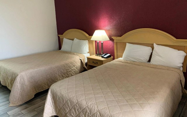 Americas Best Value Inn - Tillmans Corner / Mobile
