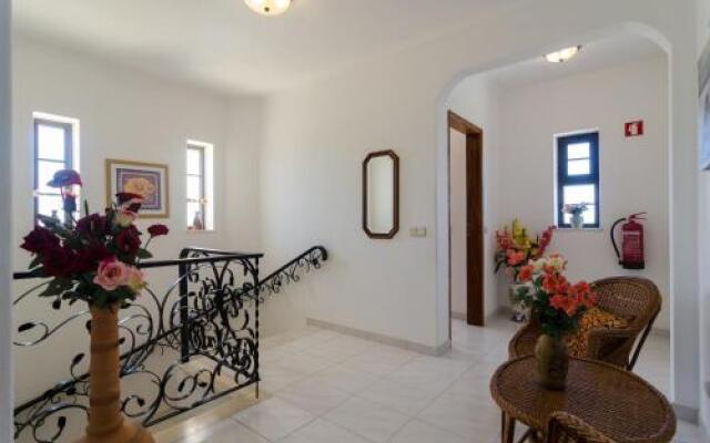 Villa Larotil