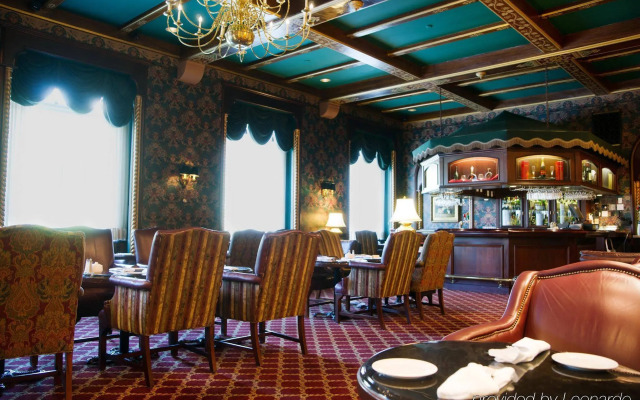 The Hotel Saskatchewan, Autograph Collection