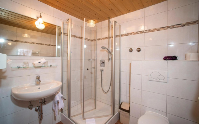 Aktivhotel & Gasthof Schmelz