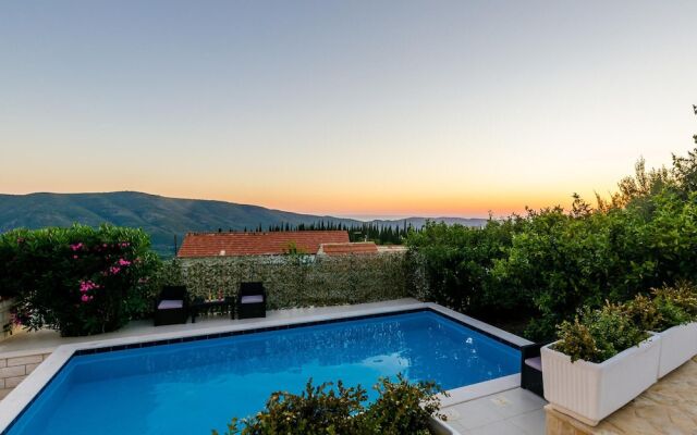 Stunning Home in Dubravka With Wifi and 3 Bedrooms