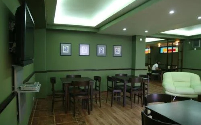 Friends Hostel And Guesthouse Batumi