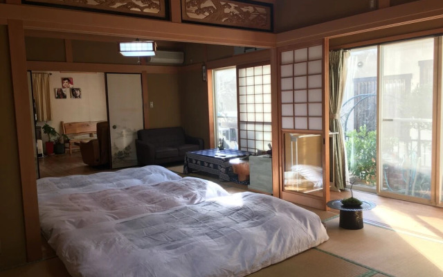 Abbey Road Inn Seika