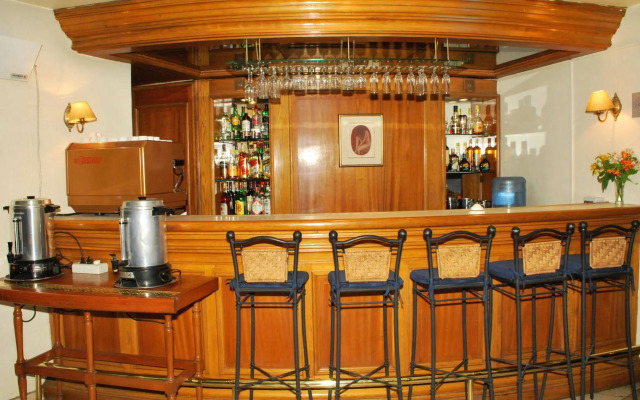 Oxford Hotel