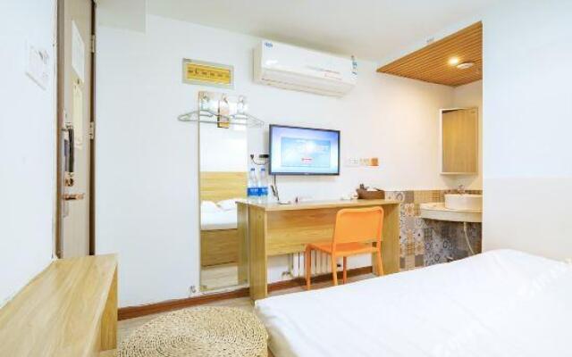 Yayue Hotel (Jinan Qilu Hospital Quancheng Square store)