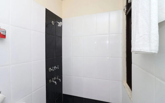 Innayat Residency By OYO Rooms