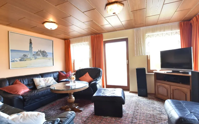 Charming Apartment in Pugholz Near Sea