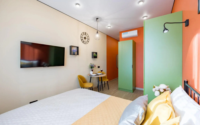 Apartments on 85 Zapadnaya Street_2