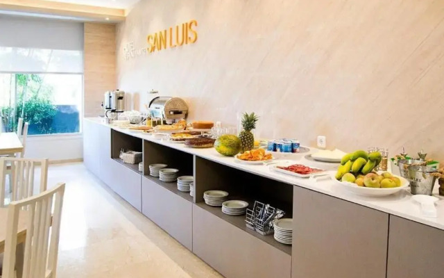 Hotel San Luis