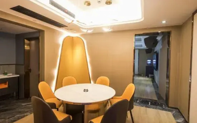 Huangshan Hotel