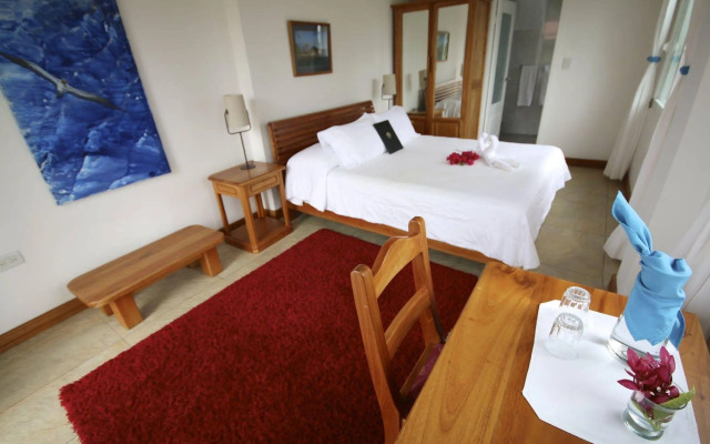 Angermeyer Waterfront Inn