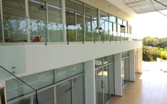 Rancho Macloy Hotel Spa & Social Events