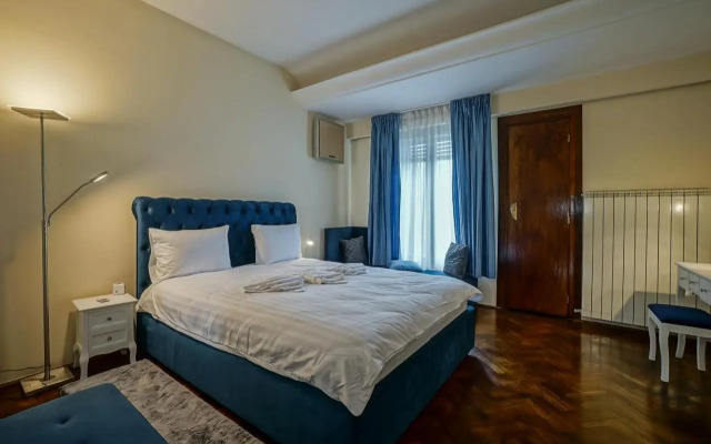 Lovely - 3 Bdr. Serviced Apartment In Old Town