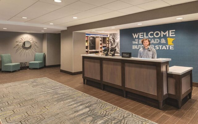 Hampton Inn Brooklyn Park