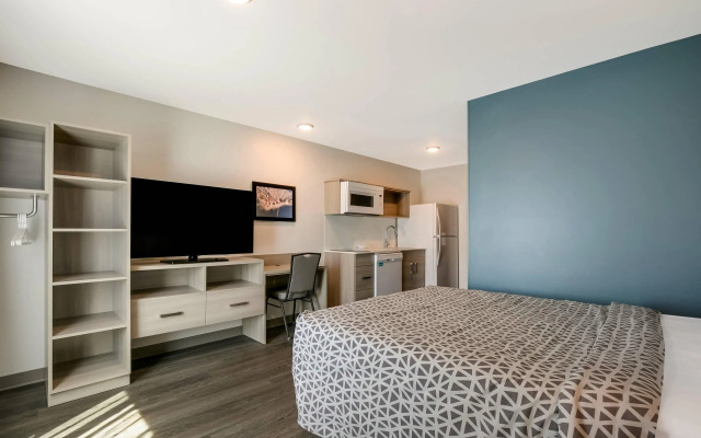 WoodSpring Suites Knoxville West