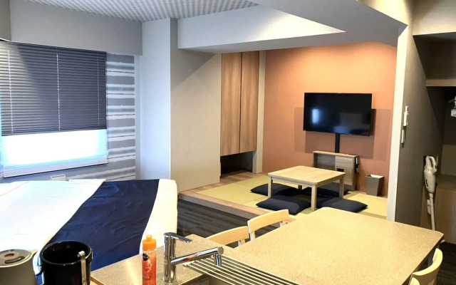 MONday Apart Premium GINZA SHINTOMICHO